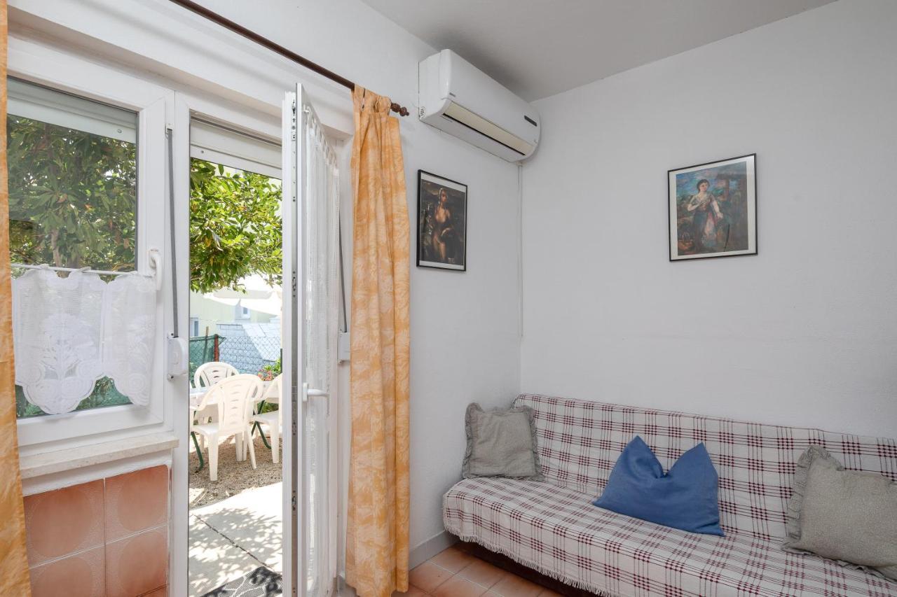 Apartments Near Beach Babic Сплит Екстериор снимка