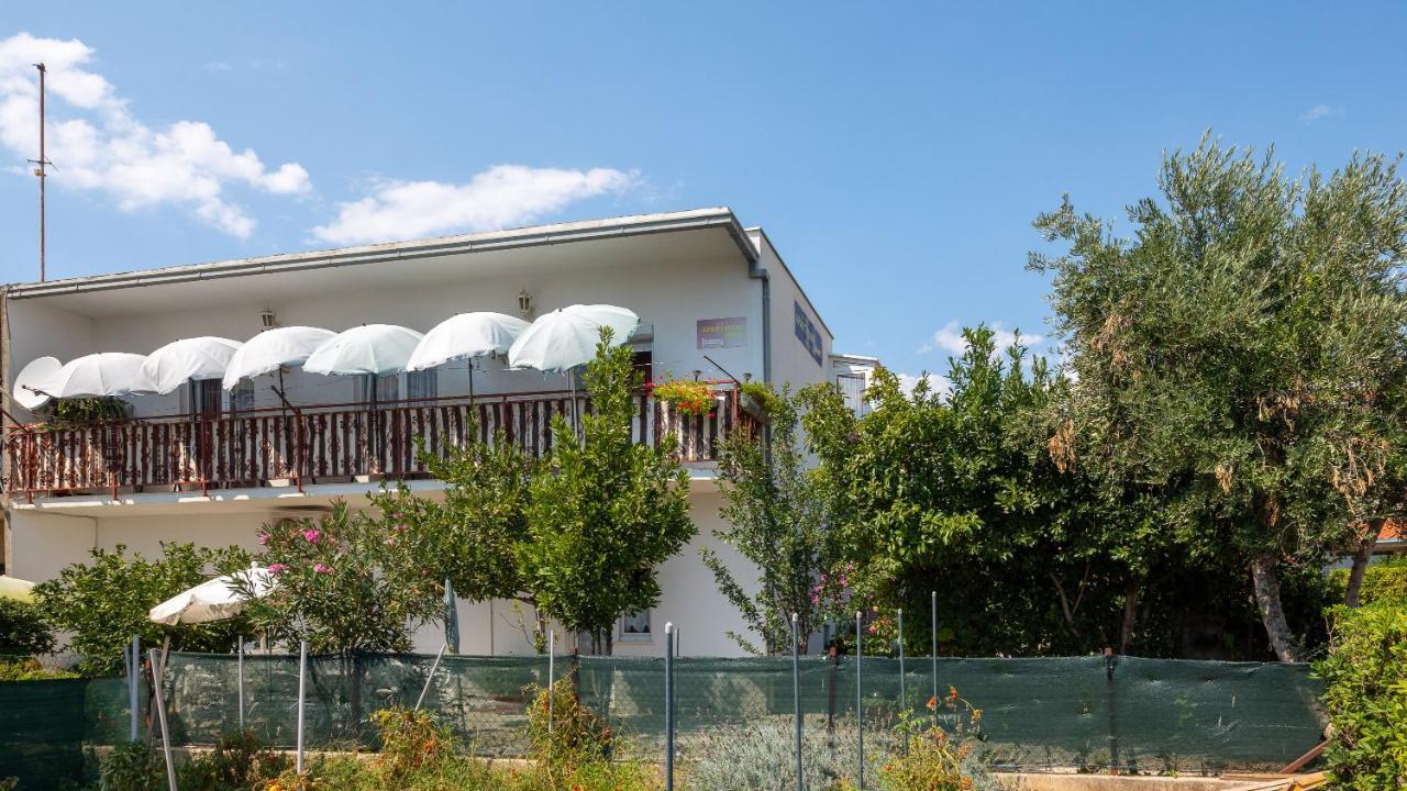 Apartments Near Beach Babic Сплит Екстериор снимка