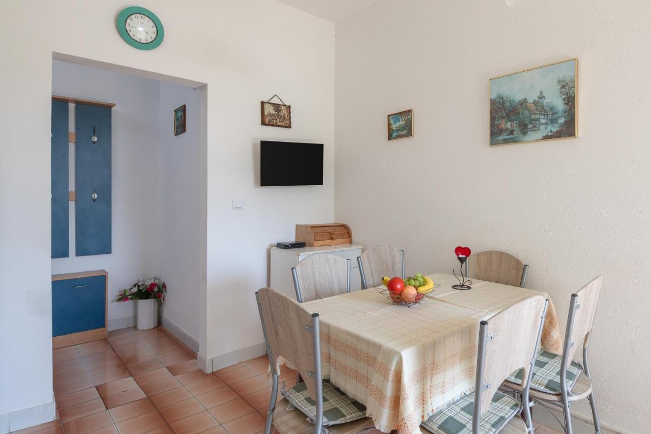 Apartments Near Beach Babic Сплит Екстериор снимка