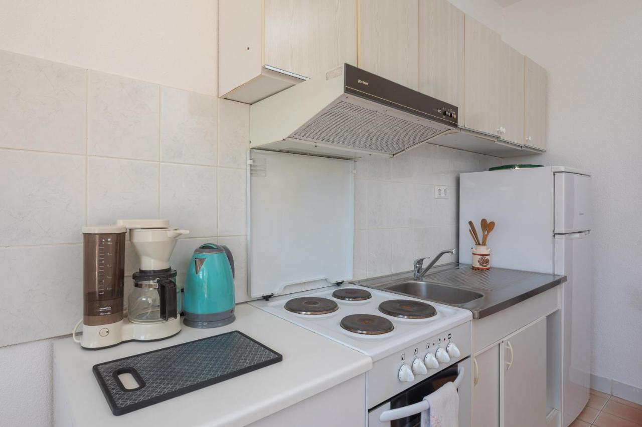 Apartments Near Beach Babic Сплит Екстериор снимка